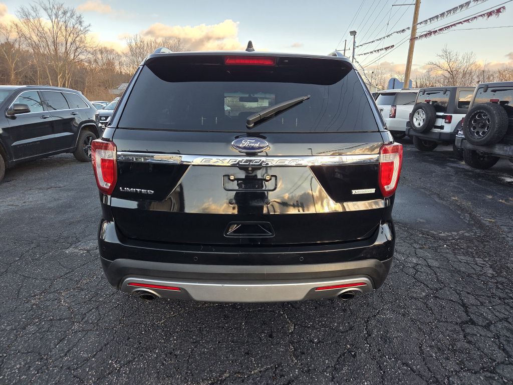 2016 Ford Explorer Image 8
