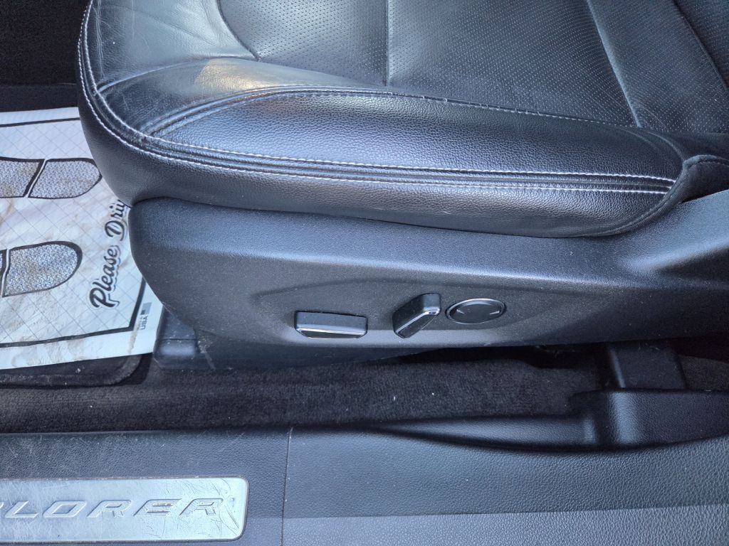 2016 Ford Explorer Image 23