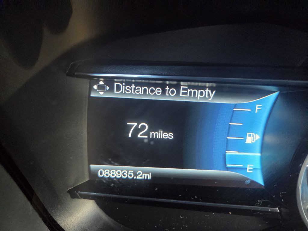 2016 Ford Explorer Image 27