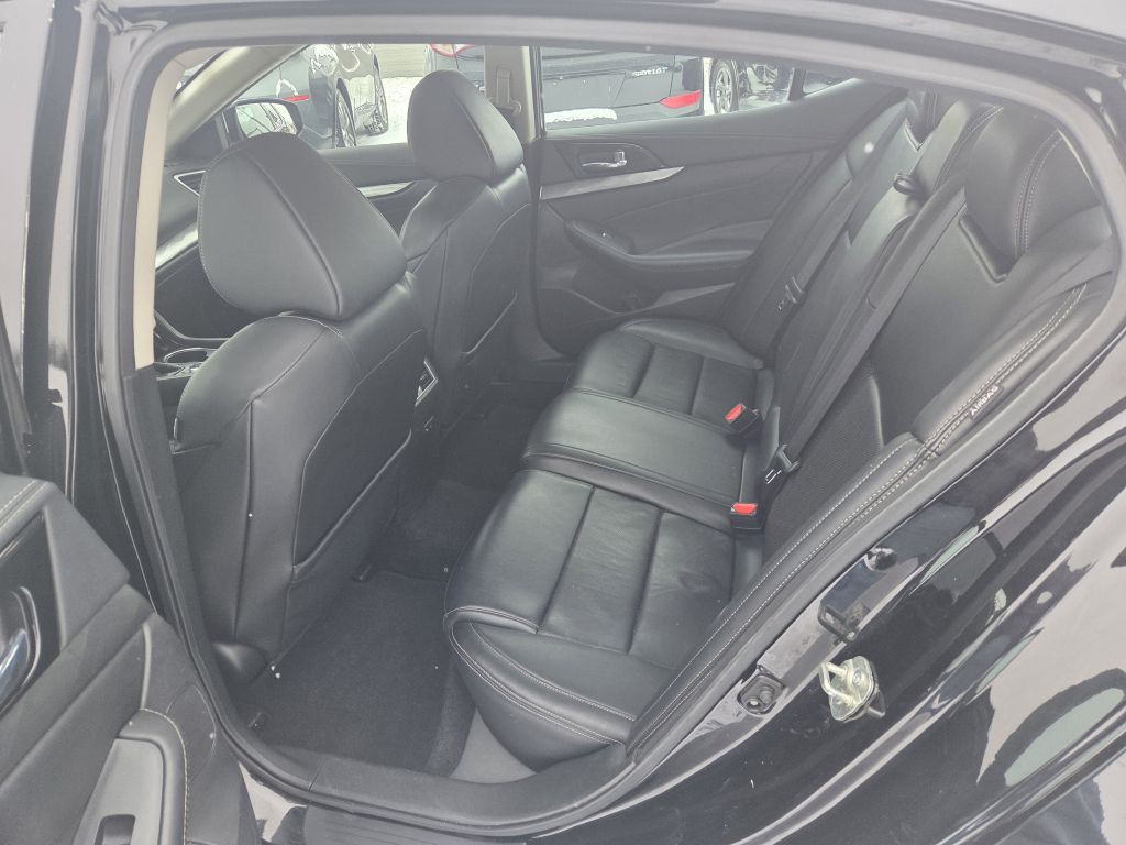 2020 Nissan Maxima Image 41