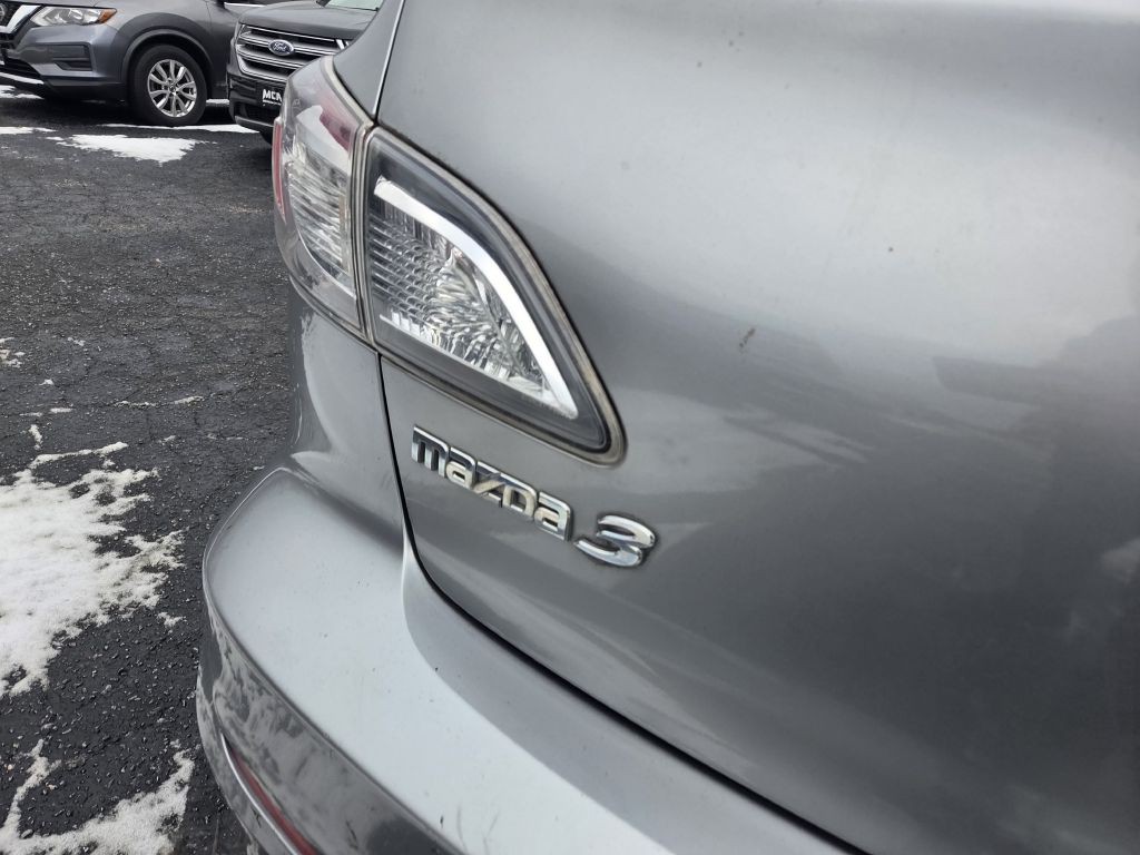 2012 Mazda Mazda3 Image 8