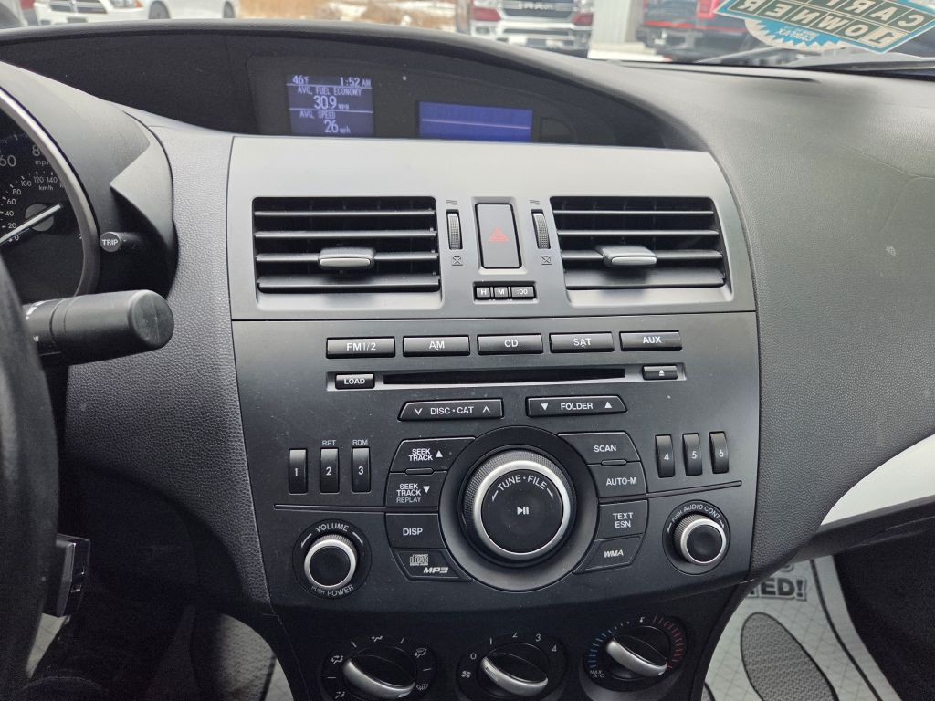 2012 Mazda Mazda3 Image 24