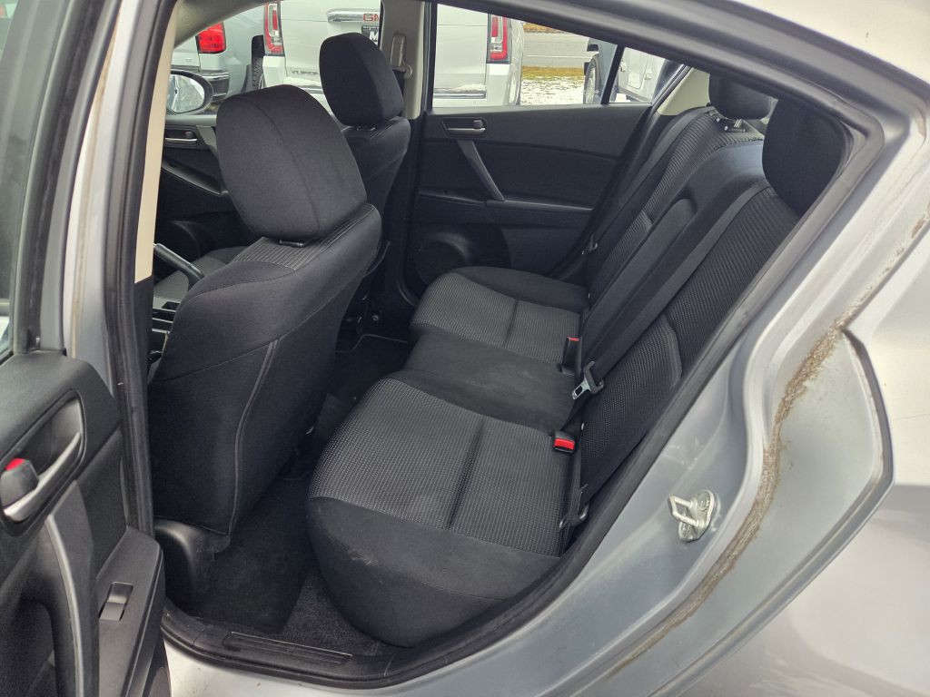 2012 Mazda Mazda3 Image 28