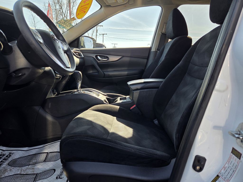 2014 Nissan Rogue Image 24