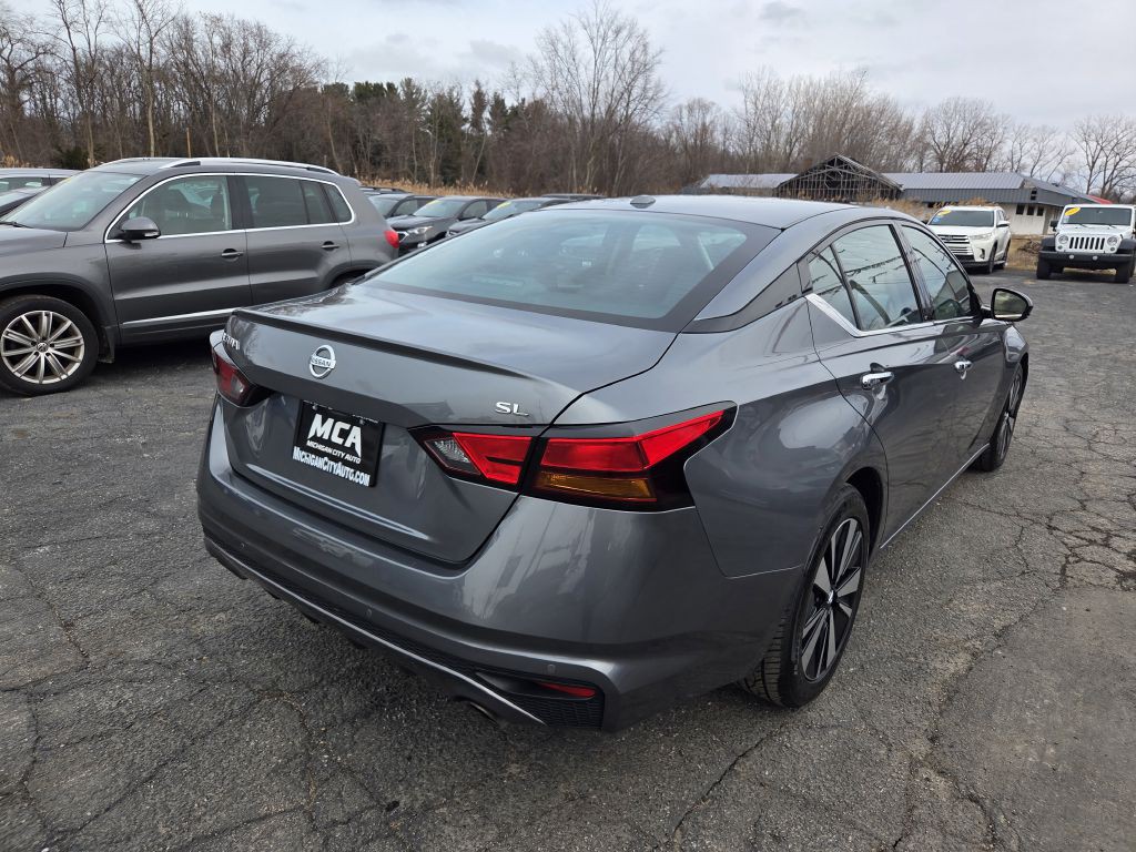 2020 Nissan Altima Image 7