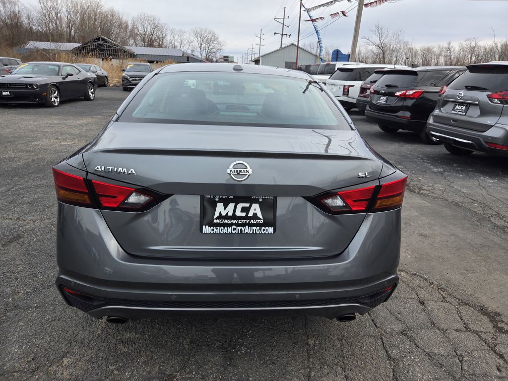 2020 Nissan Altima Image 8