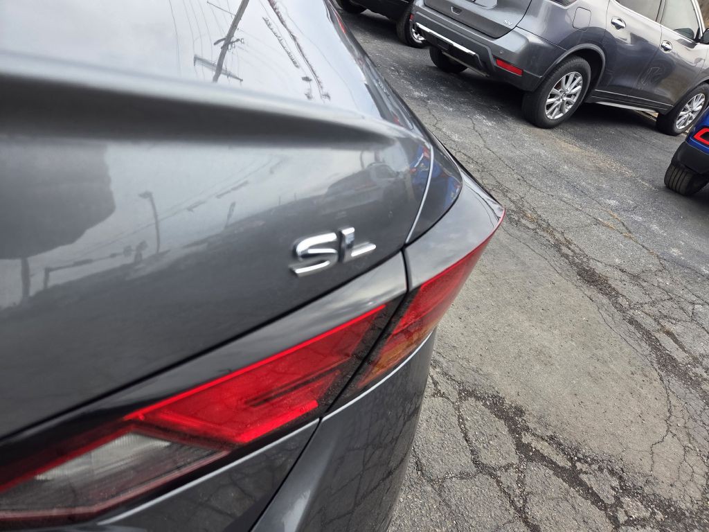 2020 Nissan Altima Image 10