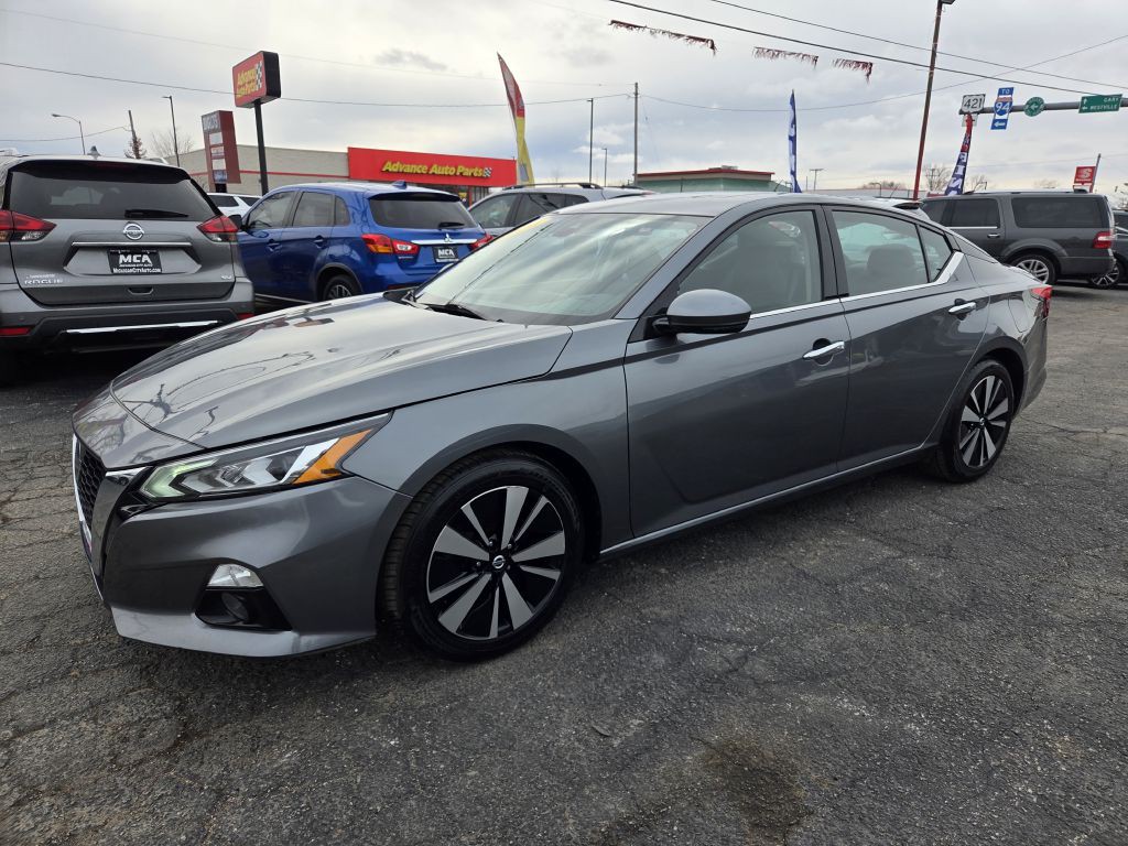 2020 Nissan Altima Image 14