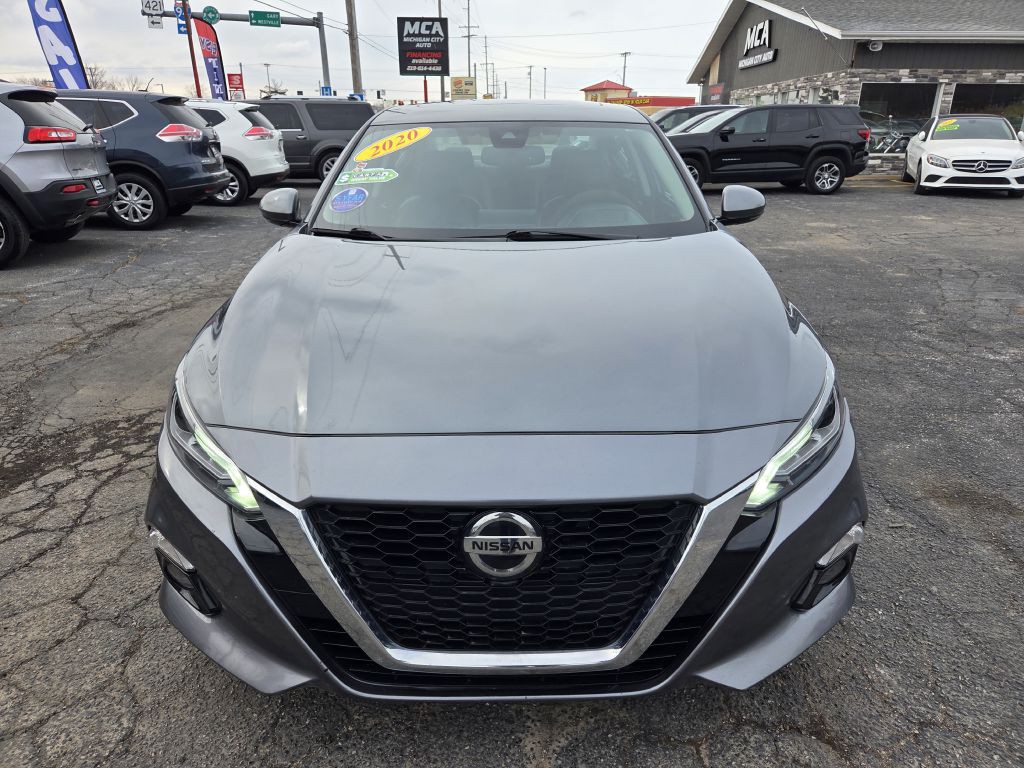 2020 Nissan Altima Image 18