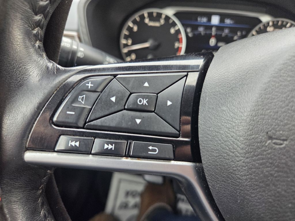 2020 Nissan Altima Image 30