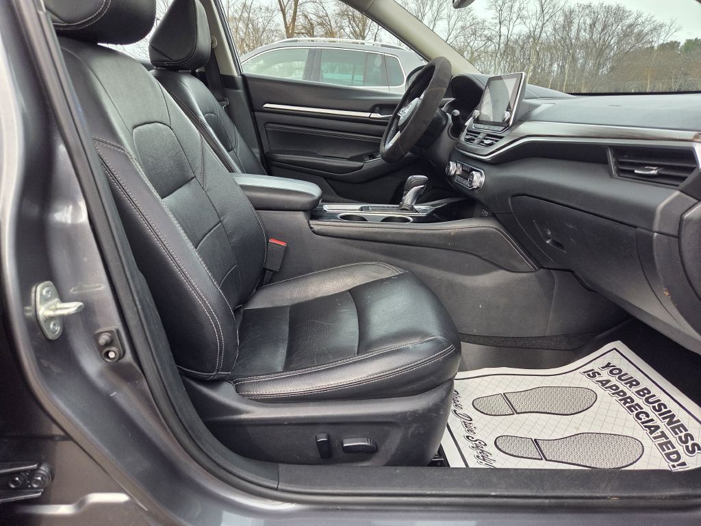 2020 Nissan Altima Image 50