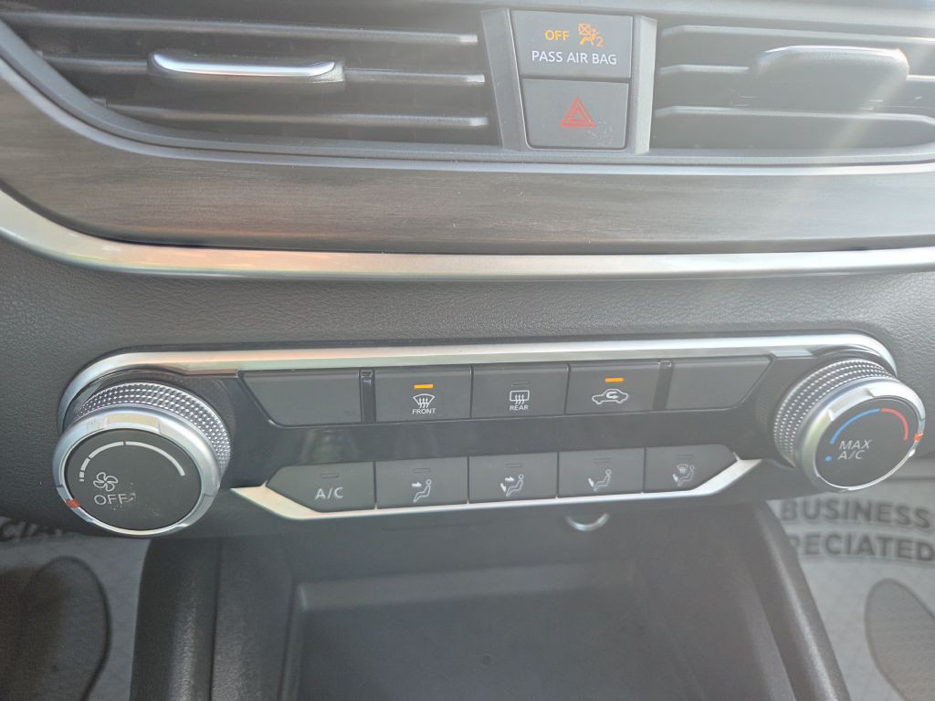 2025 Nissan Altima Image 31