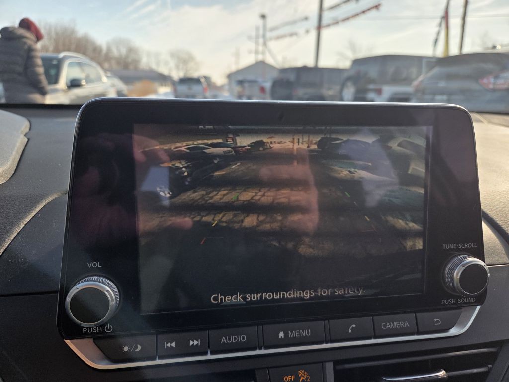 2025 Nissan Altima Image 34