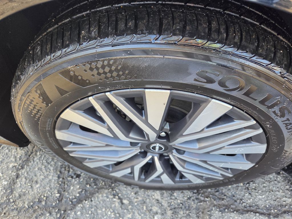 2025 Nissan Altima Image 48