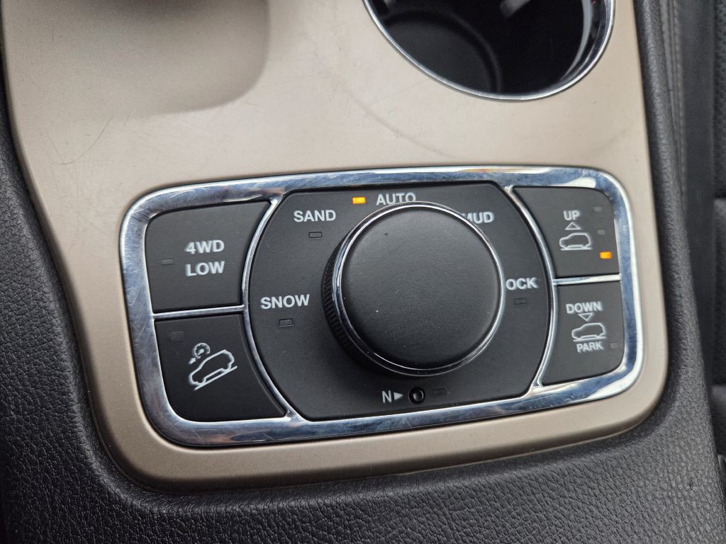 2014 Jeep Grand Cherokee Image 39