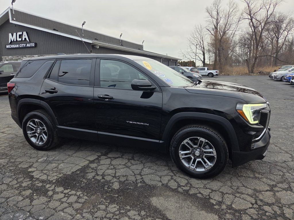 2026 GMC Terrain Image 5