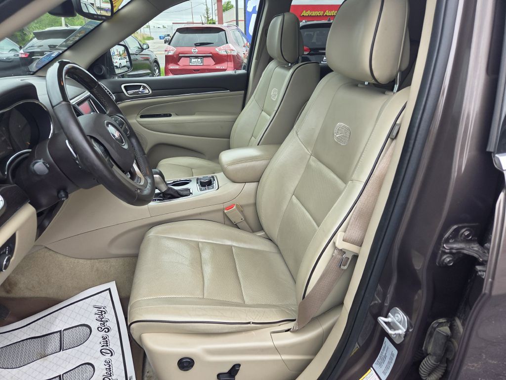 2017 Jeep Grand Cherokee Image 25