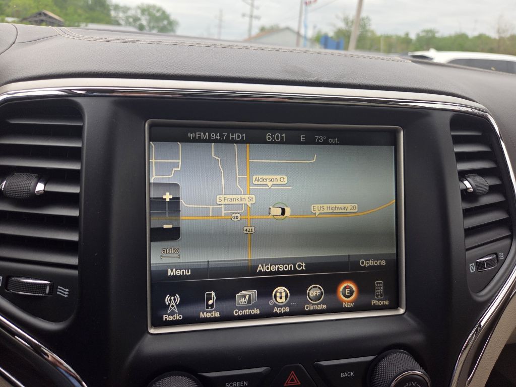 2017 Jeep Grand Cherokee Image 34