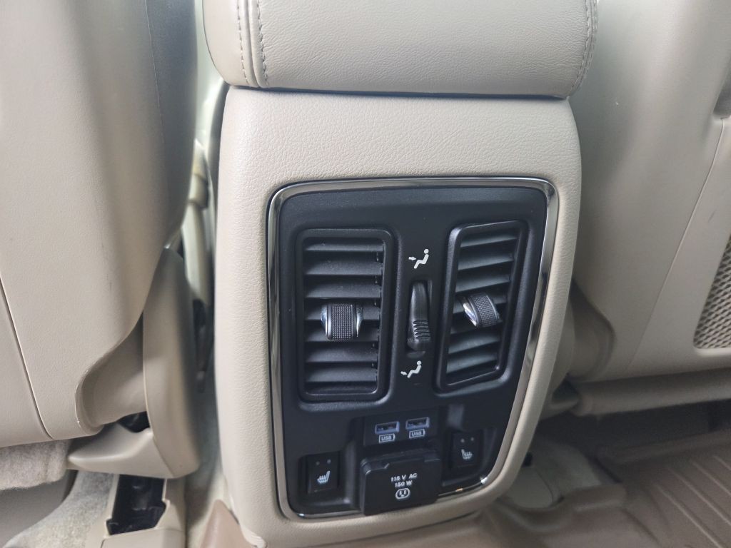 2017 Jeep Grand Cherokee Image 46
