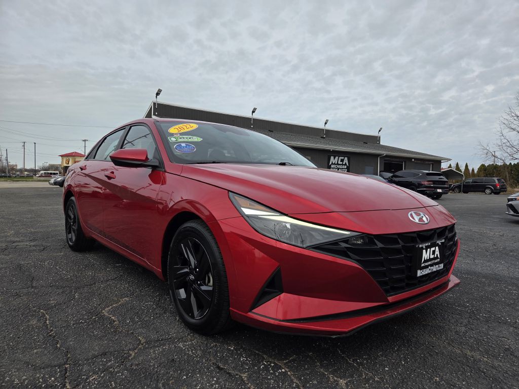 2022 Hyundai Elantra Image 1