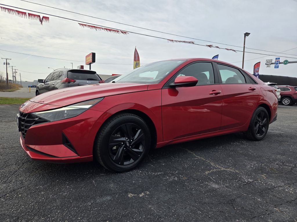 2022 Hyundai Elantra Image 13