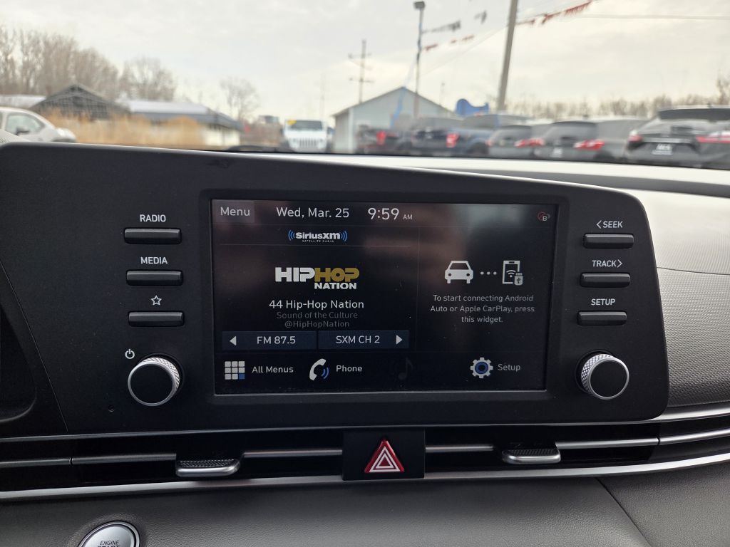 2022 Hyundai Elantra Image 29