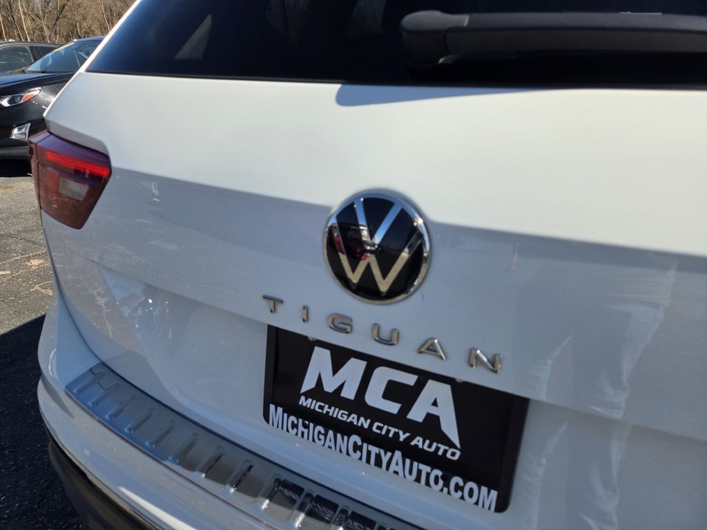 2022 Volkswagen Tiguan Image 9