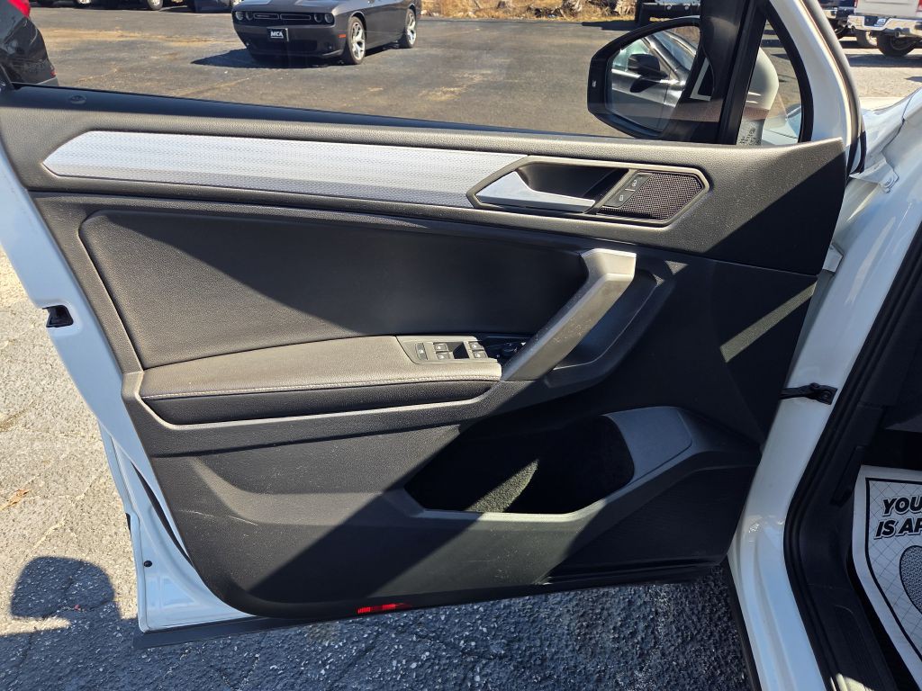 2022 Volkswagen Tiguan Image 19