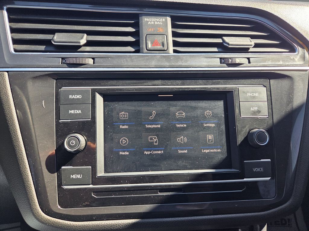 2022 Volkswagen Tiguan Image 28