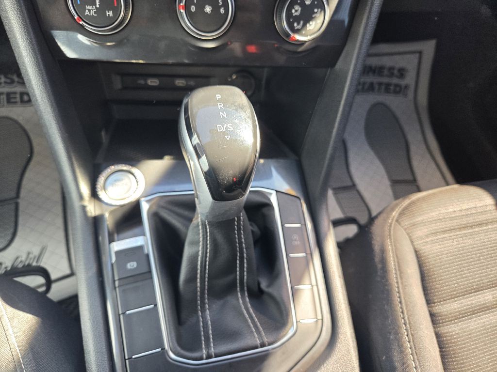 2022 Volkswagen Tiguan Image 31