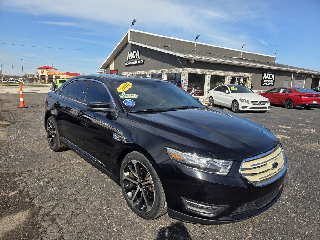 2016 Ford Taurus Image 2