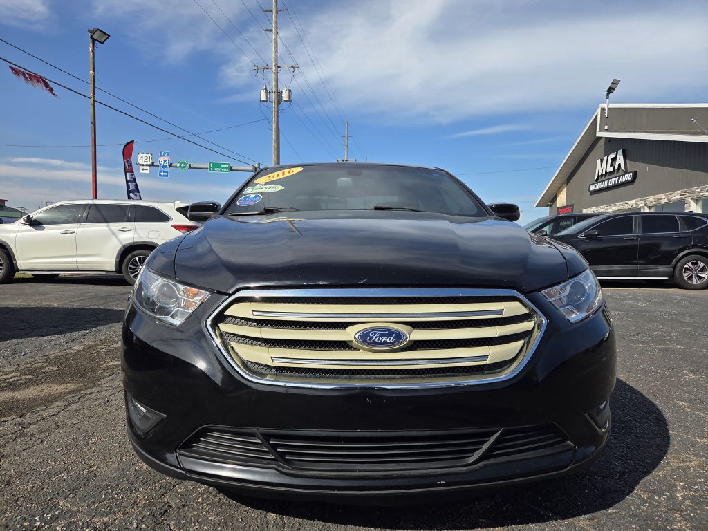 2016 Ford Taurus Image 19