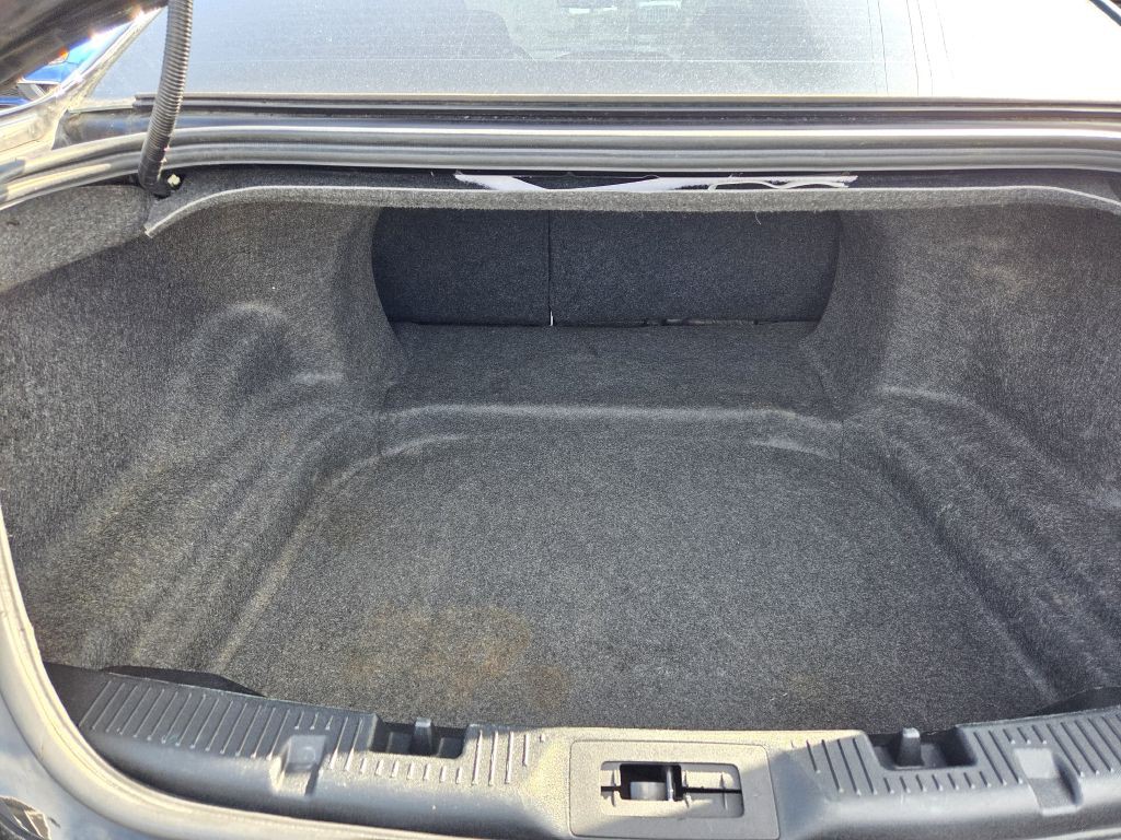 2016 Ford Taurus Image 44