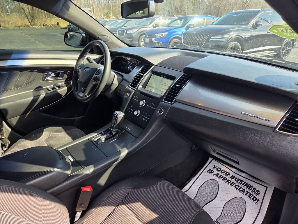 2016 Ford Taurus Image 49