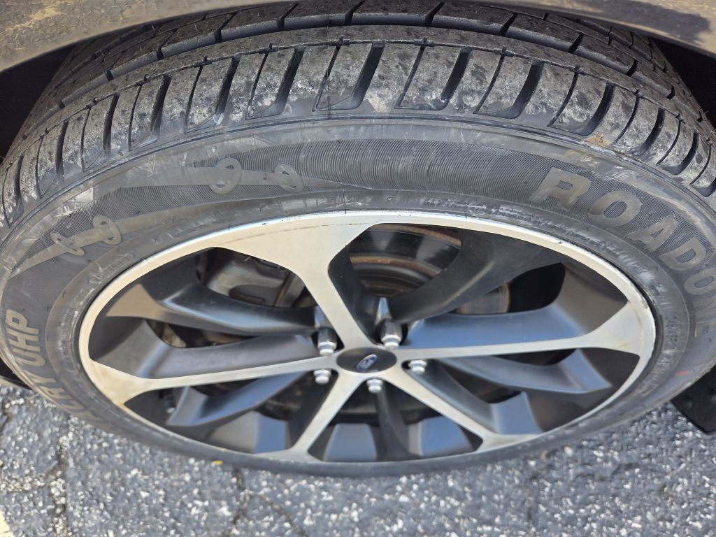 2016 Ford Taurus Image 52