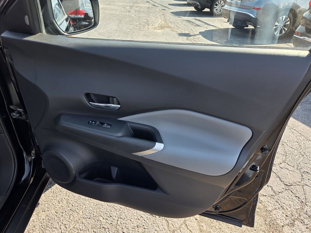 2021 Nissan Kicks Image 37