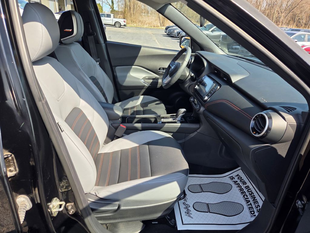 2021 Nissan Kicks Image 38