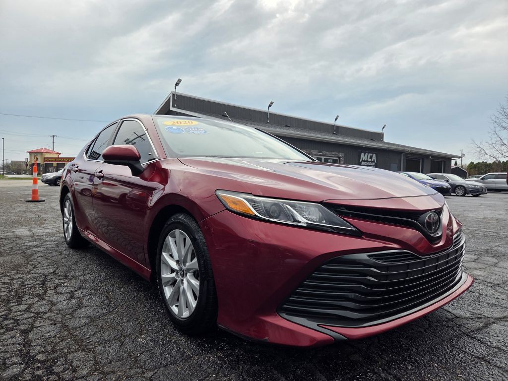 2020 Toyota Camry Image 1