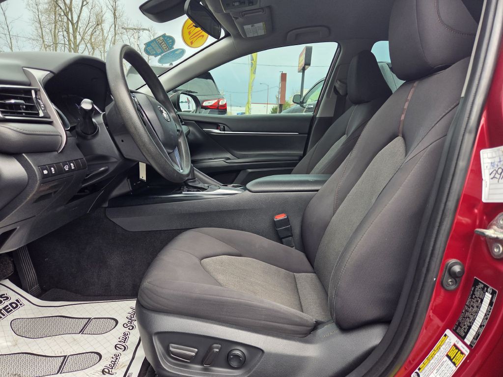 2020 Toyota Camry Image 22