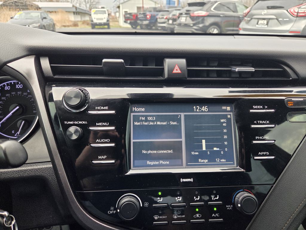2020 Toyota Camry Image 29