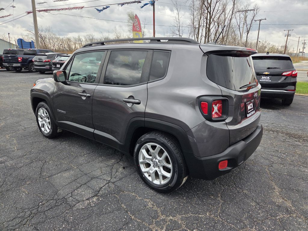2017 Jeep Renegade Image 11
