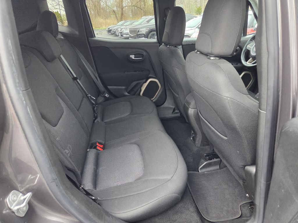 2017 Jeep Renegade Image 44