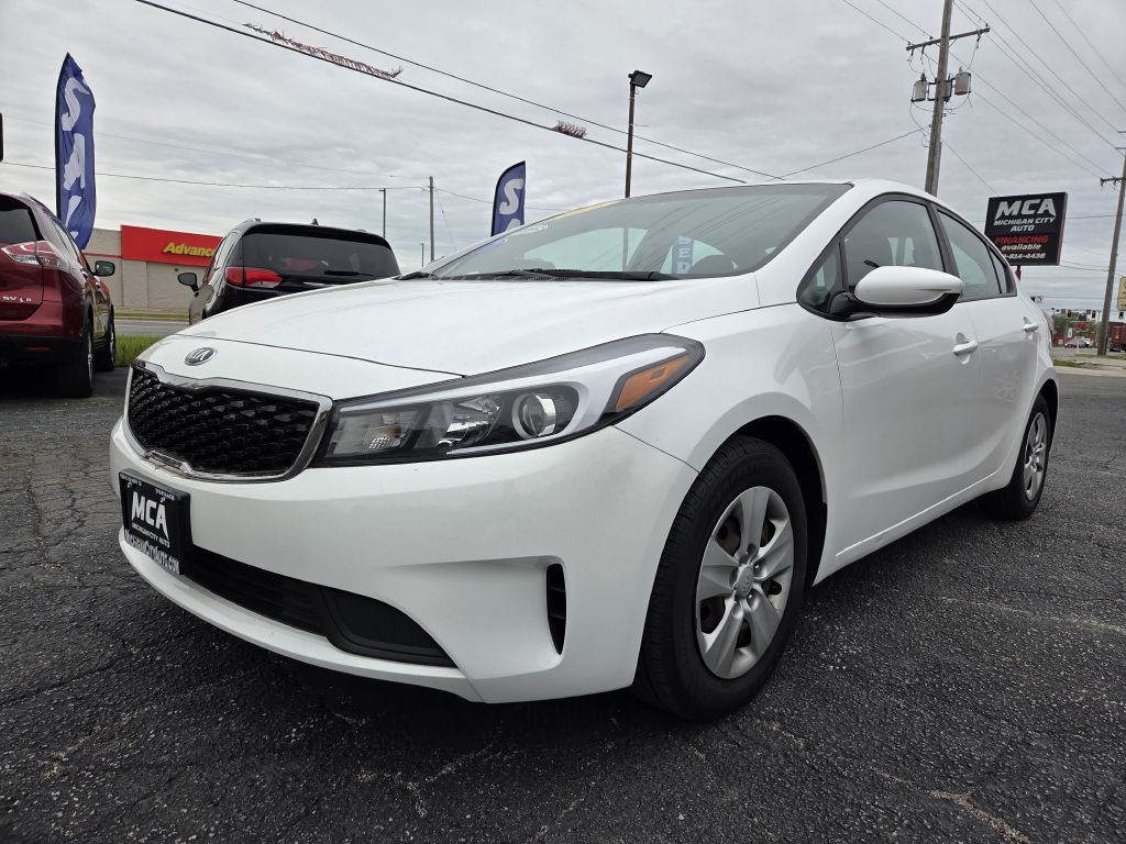 2017 Kia Forte Image 16