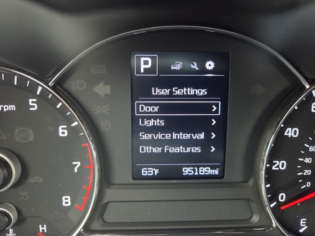 2017 Kia Forte Image 24