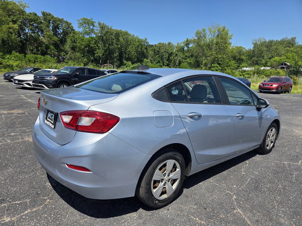 2018 Chevrolet Cruze Image 6