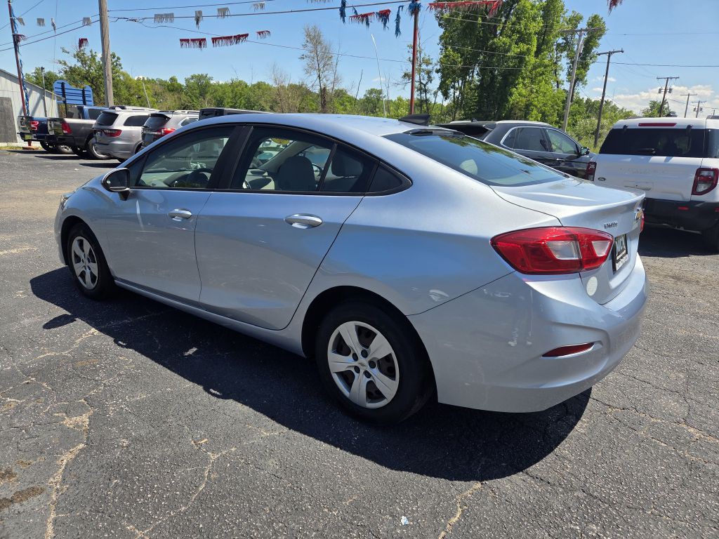 2018 Chevrolet Cruze Image 11