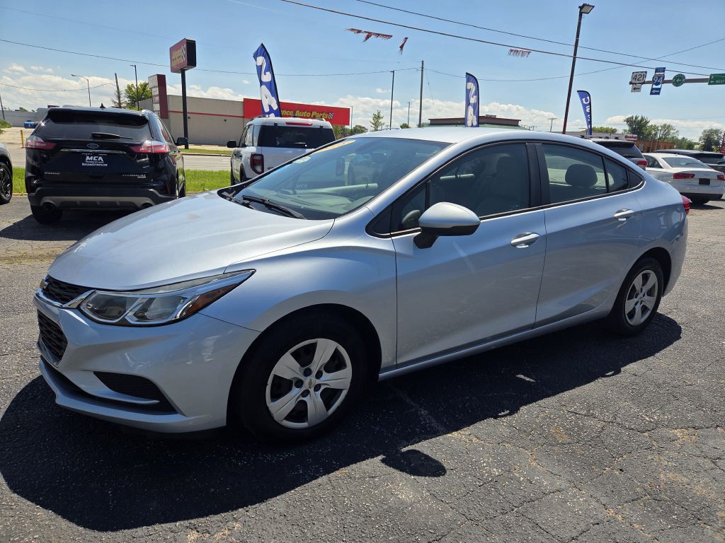 2018 Chevrolet Cruze Image 13