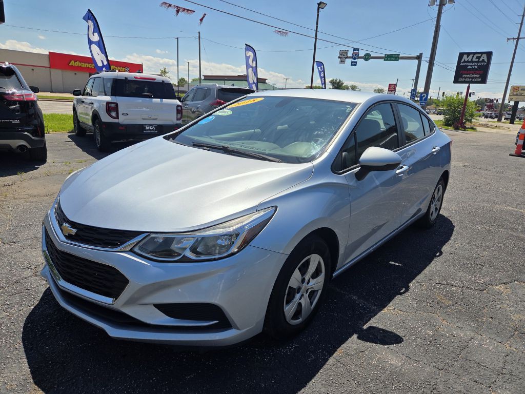 2018 Chevrolet Cruze Image 15