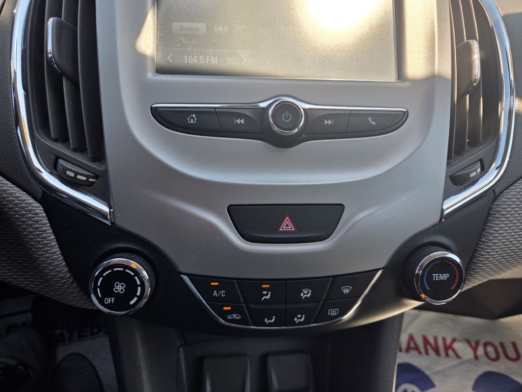 2018 Chevrolet Cruze Image 27
