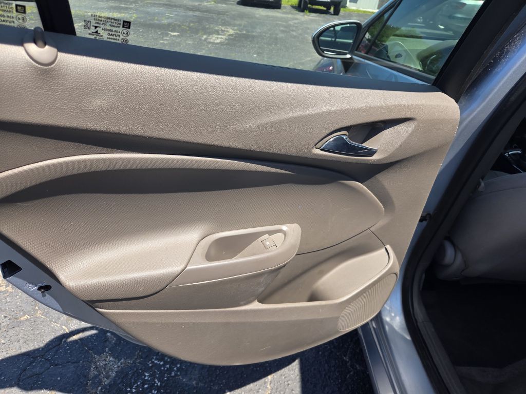 2018 Chevrolet Cruze Image 32